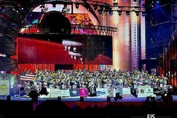 Actuación de la murga teldense Los Nietos de SaryManchez en la segunda fase del concurso carnavalero de la capital grancanaria/FJS Fotografía y TA.